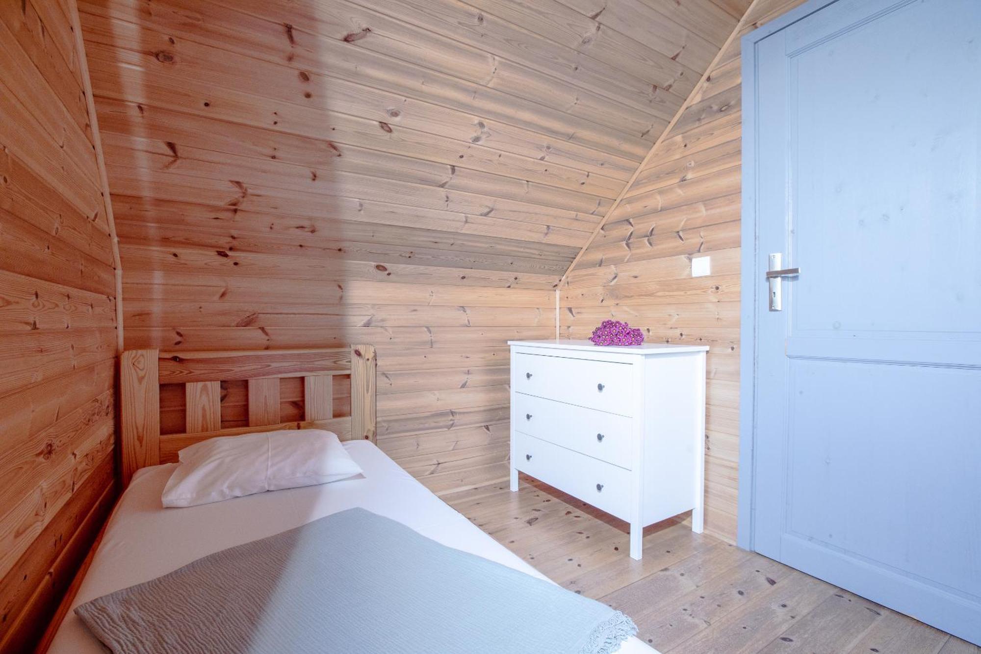 Lodge Letniskowe Modrzew Rewal